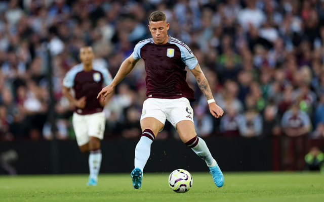 包含意甲赛前走向成谜，阿斯顿维拉状态回暖，气氛紧张，更衣室氛围转暖的词条