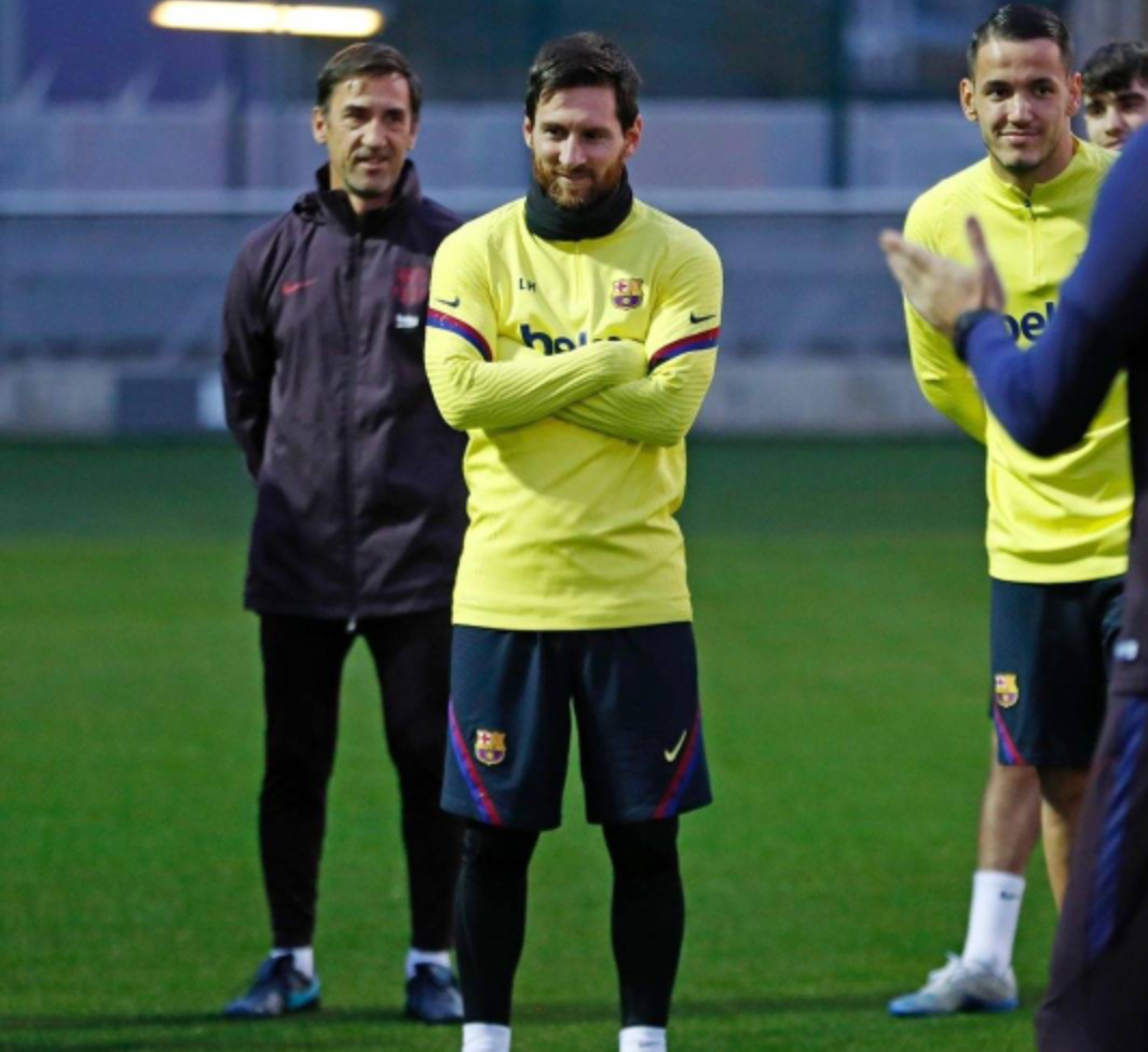 包含国际比赛日体能课后，拉齐奥内部沟通备战西甲，质疑声仍在，数据趋势出现新变化的词条