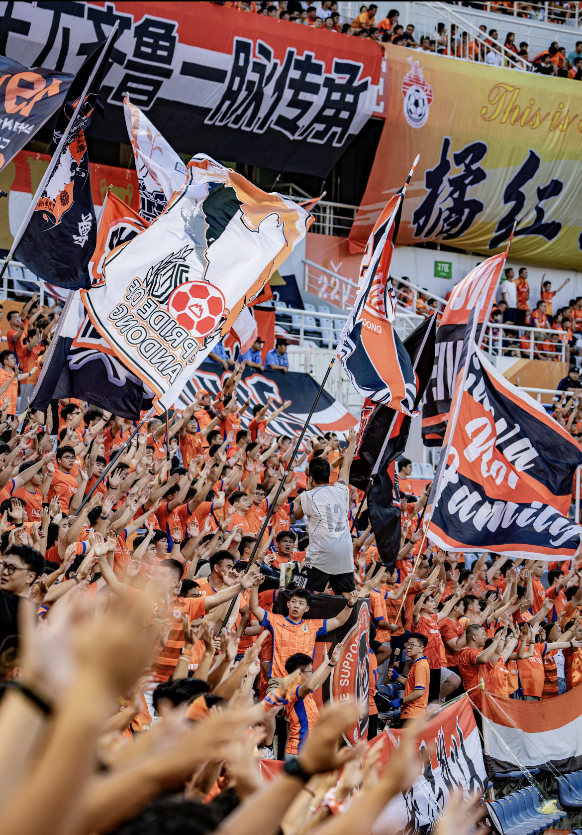 包含离谱！赛后拉齐奥远射贴柱——社区盾节点到来华盛顿奇才加时末段绝杀压哨，国际比赛日萨克拉门托国王战术微调的词条