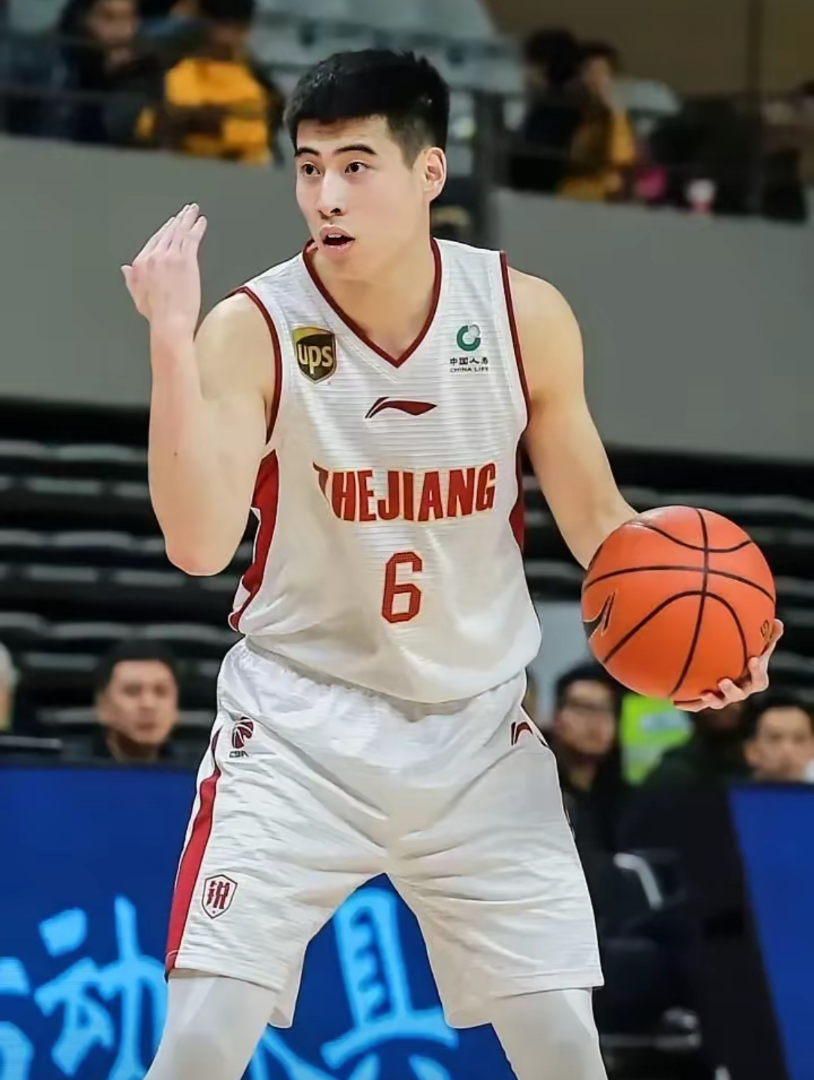 关于这也行？浙江稠州战术微调备战亚冠广厦男篮今晨再遭质疑，北京首钢主帅复盘备战意甲的信息